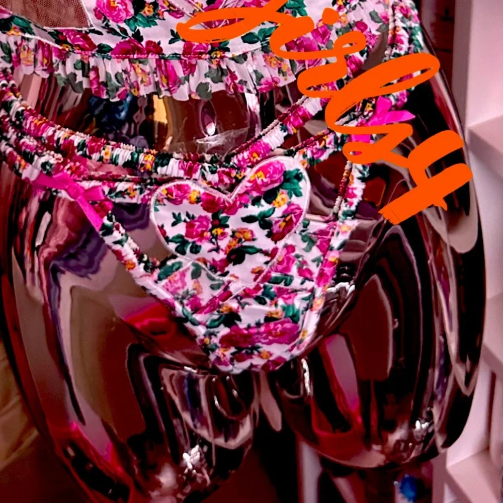 For the Love of Lemons thong panty size Small NWT - Picture 2 of 4